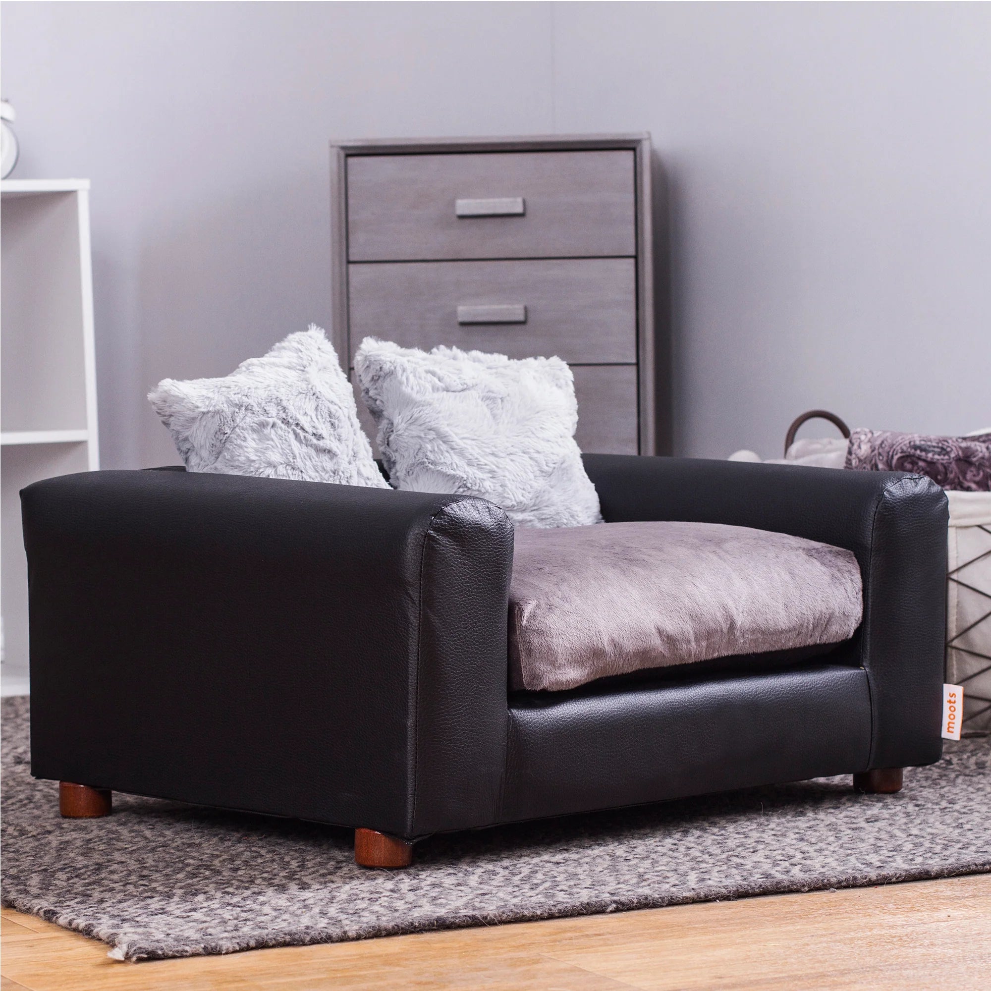 Leatherette Pet Bed